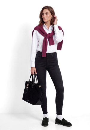 Tamaris, SLIPPER - Instappers - black suede
