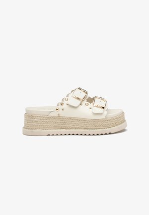 Cult, Muiltjes - off white