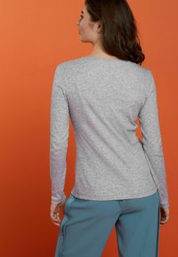 Next RIBBED HENLEY LONG SLEEVE TOP - Langærmet T-shirt - grey