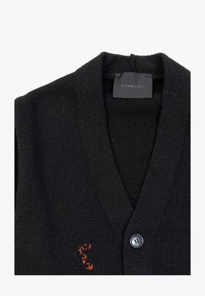 Cardigan nero a maglia con scollatura a V, dotato di chiusura frontale con bottoni e dettaglio ricamato in arancione sul lato sinistro.