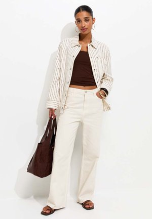 New Look, OFF WHITE ADALAE HIGH WAISTED WIDE LEG JEANS - Jeans Relaxed Fit - off white
