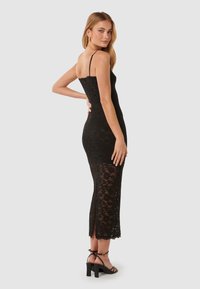 Forever New ANGELICA BODYCON MIDI DRESS - Koktélruha / Partiruha - black