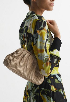 Reiss, GIA - Clutch - natural