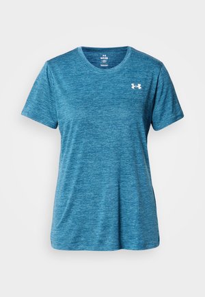 Sininen, lyhythihainen t-paita, joka on valmistettu teksturoidusta kankaasta. Paidassa on pyöreä kaula-aukko ja vasemmassa ylärinnassa pieni valkoinen logo.