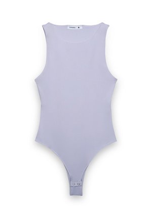 Body senza maniche color lilla chiaro con scollo rotondo e bottoni a pressione all'interno della gamba, taglia piccola, disteso su sfondo bianco.