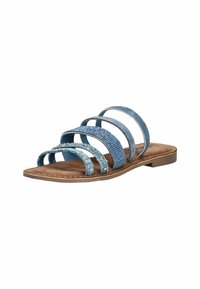 Infradito in denim con tre larghe cinghie in diverse tonalità di blu, decorate con piccoli dettagli argentati e una morbida soletta marrone.
