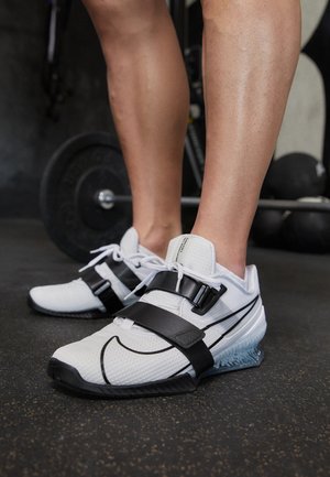 ROMALEOS 4 UNISEX - Training shoe - white/black
