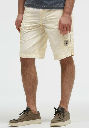 Camp David, CAMP DAVID CARGO SHORTS MIT TONIGEN TAPES - Shorts - dark ivory