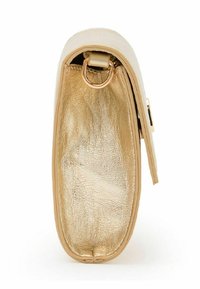 Beige Lederhandtasche mit goldenem metallischem Innenfutter, mit einem Reißverschluss geschlossen. Die Form ist rechteckig, mit einem subtilen Glanz und minimaler Hardware.