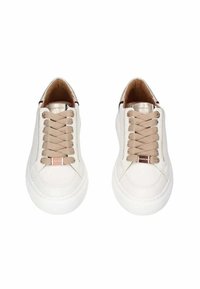 ALEXANDER SMITH Sneakers basse - bianco