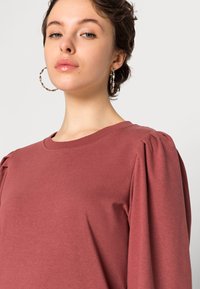 JDY JDYIVY MATHILDE DRESS - Vestido de dia - apple butter