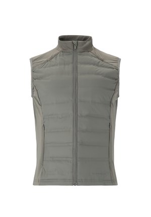 Lätt, ärmlös väst i grått med hög krage, vadderad textur, dragkedja fram och subtil märkning på fållen.