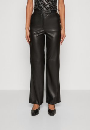 MARCIANO BY GUESS VIXEN WIDE LEG PANT - Παντελόνι - jet black