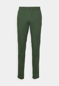 Chinos verde scuro realizzati in misto cotone; presentano una chiusura con zip, bottone e tasche laterali. Tessuto morbido con una vestibilità aderente.