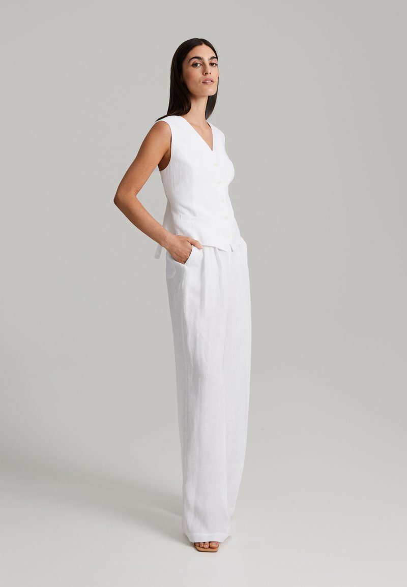 ANDIATA GYTEL - Trousers - brilliant white