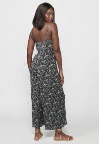Koroshi Overal - black