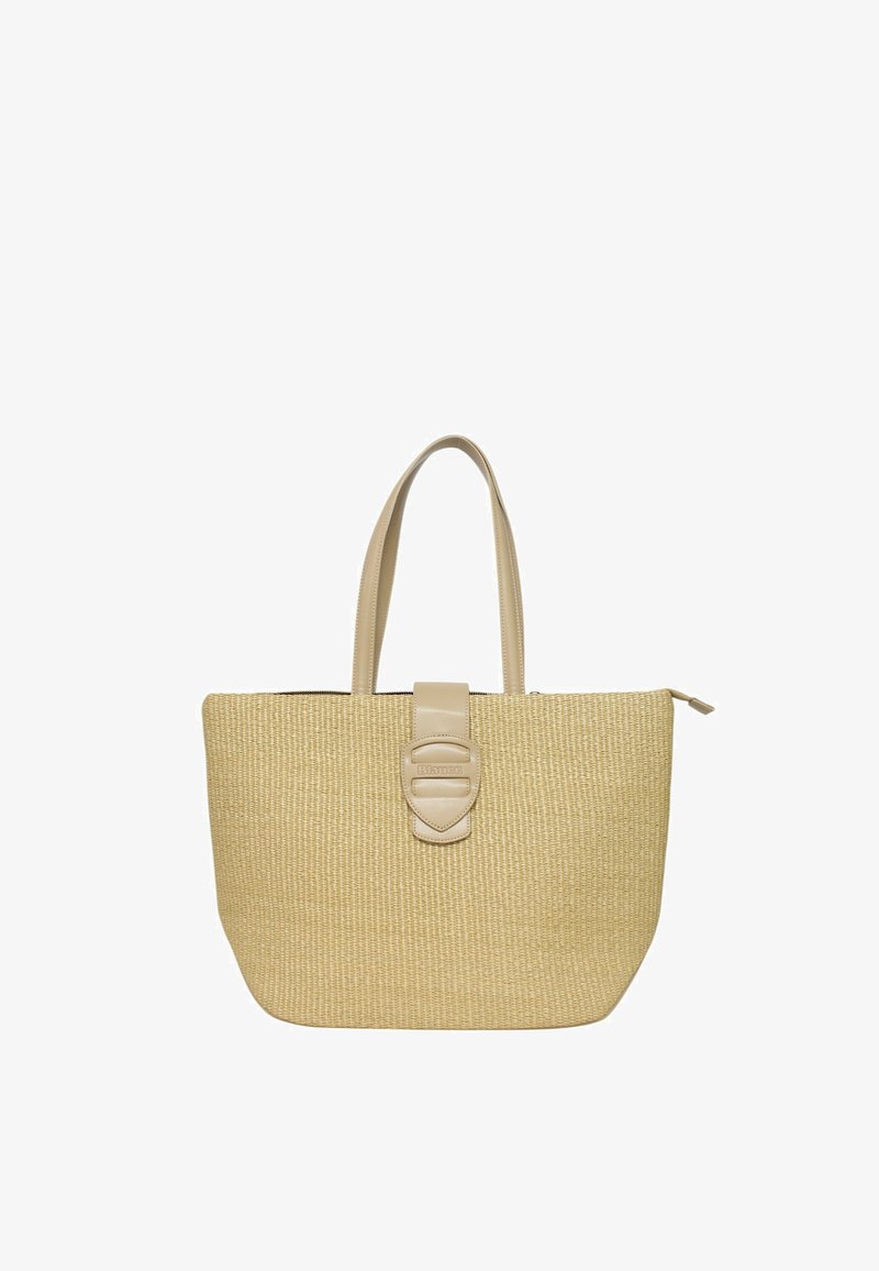 Borsa a tracolla in paglia intrecciata con manici in pelle crema e chiusura a morsetto. Forma rettangolare, superficie testurizzata e colore neutro.