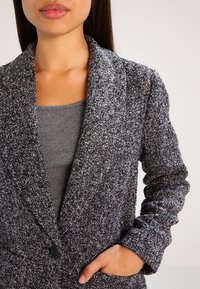 JDY Cappotto corto - black