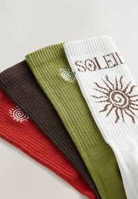 Unselected, green red brown pattern embroidered