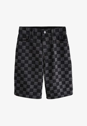 Sort og mørkegråt ternet denimshorts med frontknap, bæltestropper og to forlommer på hvid baggrund.