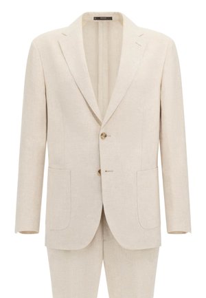 Abito di lino beige chiaro con due bottoni, rever a punta e due tasche frontali. Tessuto testurizzato, vestibilità su misura, design classico.