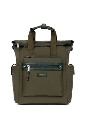 Sac en nylon vert olive avec deux poignées supérieures, poches extérieures zippées et accents brillants. Forme rectangulaire avec un design structuré.