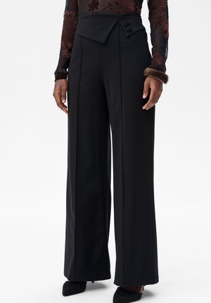 DUKA - Broek - black