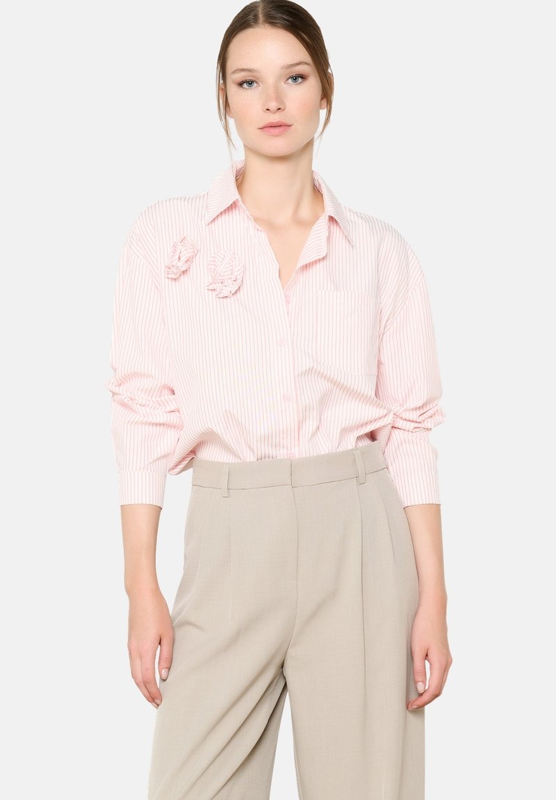 LolaLiza Bluza z gumbi - offwhite