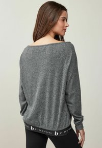 B by Ted Baker LONG SLEEVE  - Sweter