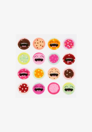 I HEART REVOLUTION COOKIE SPOT STICKERS - Makeup accessory - cookie