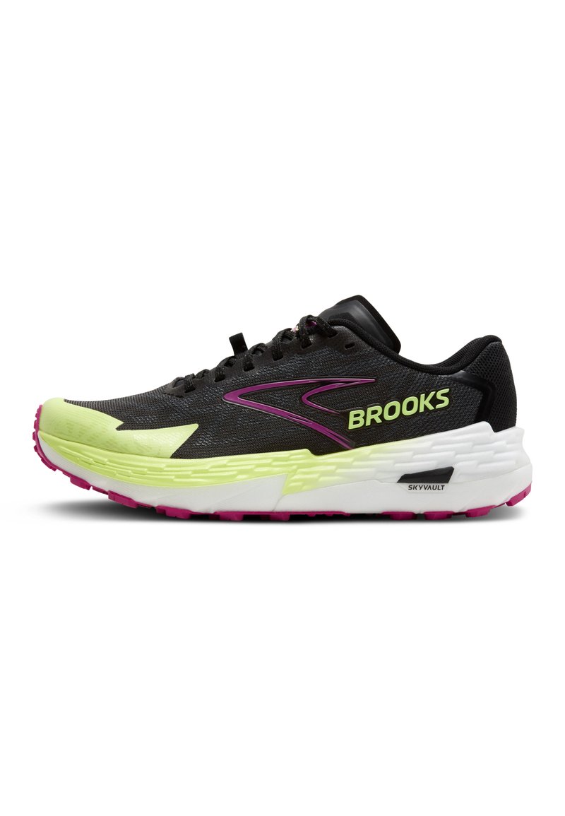 Scarpa da corsa nera con un upper in mesh traspirante, accenti verde lime e rosa, suola texturizzata e un prominente branding "Brooks" sul lato.