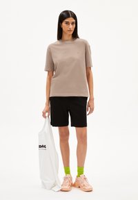 ARMEDANGELS TARJAA - T-Shirt basic - cinnamon dust