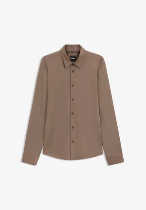 Bruine langarmshirt met een klassieke kraag en een knoopsluiting aan de voorkant. Gladde textuur en subtiele glans; manchet afgewerkt met een nette afwerking.