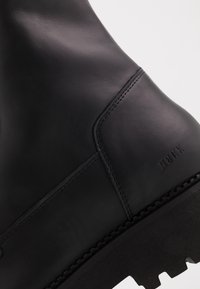 Nubikk Botines con cordones - black