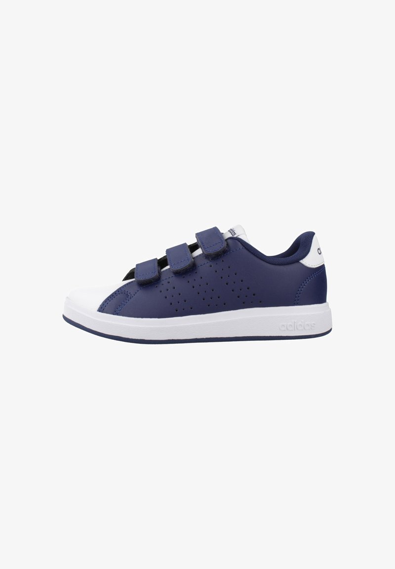 Baskets Adidas bleu marine et blanche avec trois bandes velcro bleu marine et détails perforés sur le côté, vues de l'extérieur.