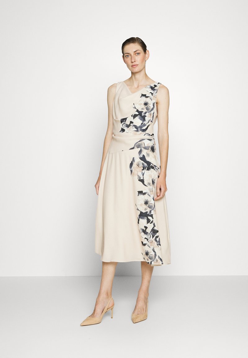 DKNY PLACED PRINT DRAPE FIT AND FLARE Cocktailkleid/festliches Kleid elegant beige/multi