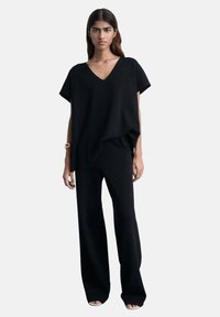 Mango ANNE-A - Pantaloni - black