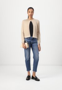 JOOP! KONA - Strickjacke - pastel brown