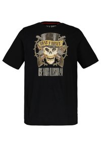 Černé bavlněné tričko s potiskem na přední straně zobrazeným lebky s vysokým kloboukem, obklopené zbraněmi a textem "GUNS N' ROSES USE YOUR ILLUSION 91."