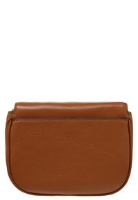 Ruskea nahkapussukka, jossa on teksturoitu pinta, pyöreä muoto ja vetoketjukiinnitys. Sisältä sileä kangas, jossa on vähäinen ompelu yksityiskohta.