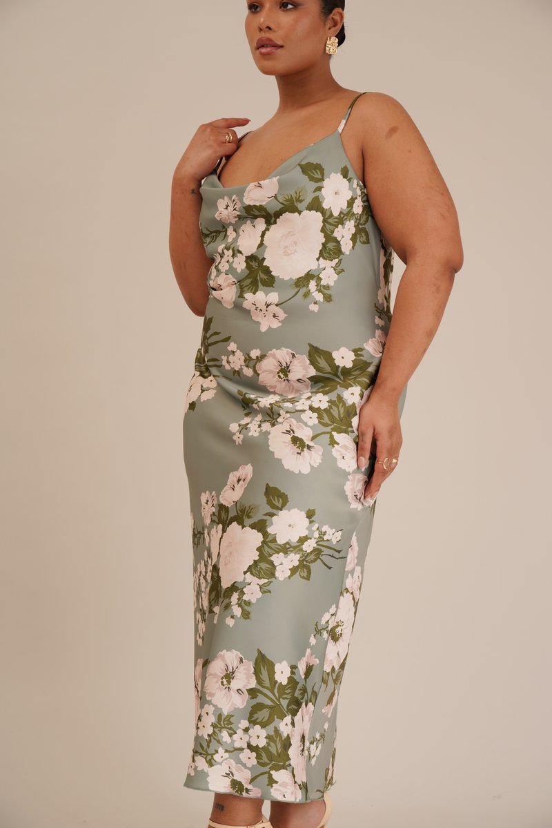 WAL G CURVE AUTUMN WEDDING - CARA COWL NECK PRINT MIDI - Cocktail dress /  Party dress - sage green/light green - Zalando.co.uk