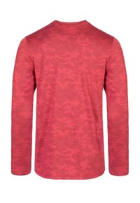 Langærmet t-shirt med rund hals i rød med camouflage-mønster, der har et struktureret stof og en glat overflade.