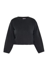 Sudadera corta negra hecha de tela suave, con un escote redondo y mangas largas de ajuste relajado. Textura lisa, sin patrones ni acentos.