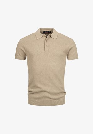 Béžová pletená polokošeľa s krátkym rukávom, s golierom a tromi gombíkmi, s rebrovanými manžetami a lemom, vystavená na bielom pozadí.