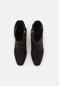 Tamaris Klassiska stövletter - black