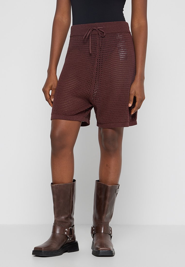 Nanushka Shorts bruin