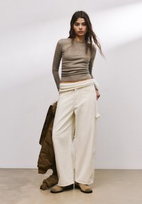 PULL&BEAR - Bluzka z długim rękawem