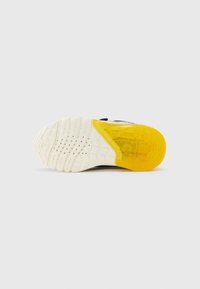 Geox BATMAN CIBERDRON - Sneakers - black/yellow