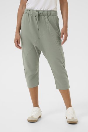 CRBEKY CAPRI  - Shorts - grey khaki
