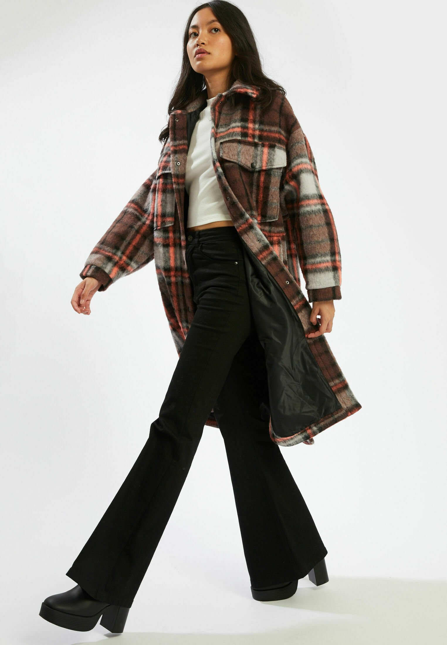 Abrigo largo oversize de cuadros con lana Marrón Mujer | Abrigo Pimkie —  Beansandcroydon